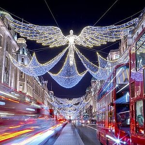 London by Night Bus Tour with Christmas Lights
