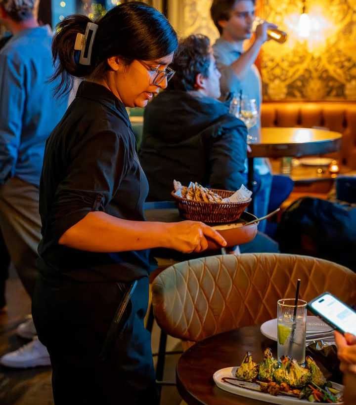 Warm Personal Service at Three Falcons